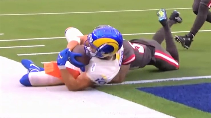 21 Week 3 TB LAR Keep left elbow lands OOB beyond pylon should also hits OOB (2)